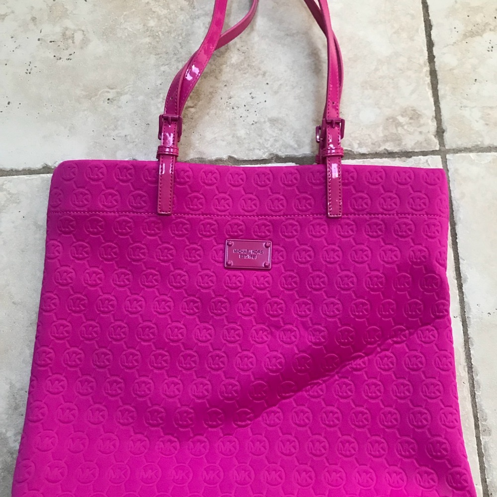 Michael kors book bag